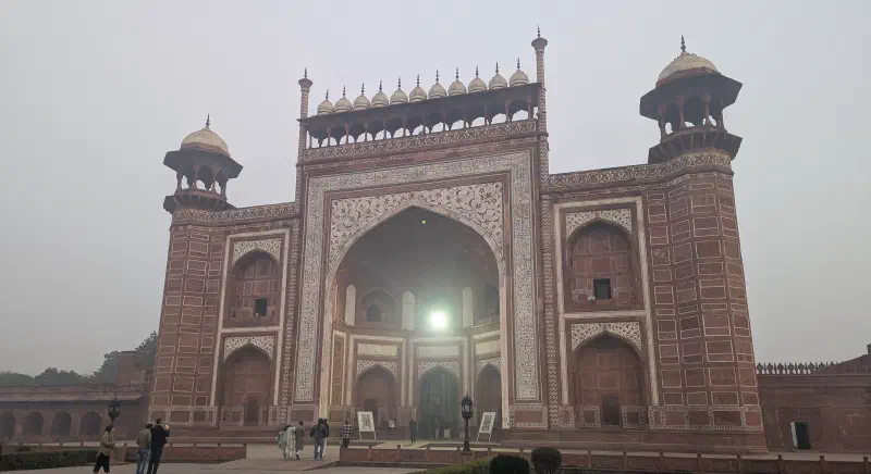 Gate preceding the Taj Mahal