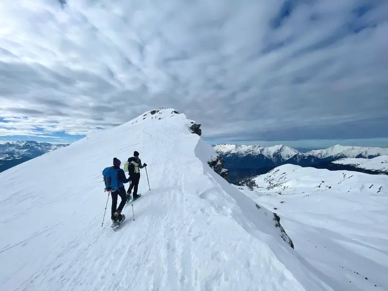 On the ridge leading to the summit